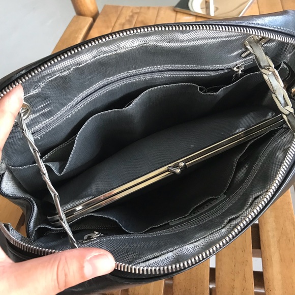 chanel modemoiselle black leather shoulder bag💼👜 - Picture 6 of 8